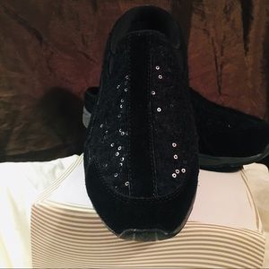 Easy Spirit Traveltime SequinMules size 10